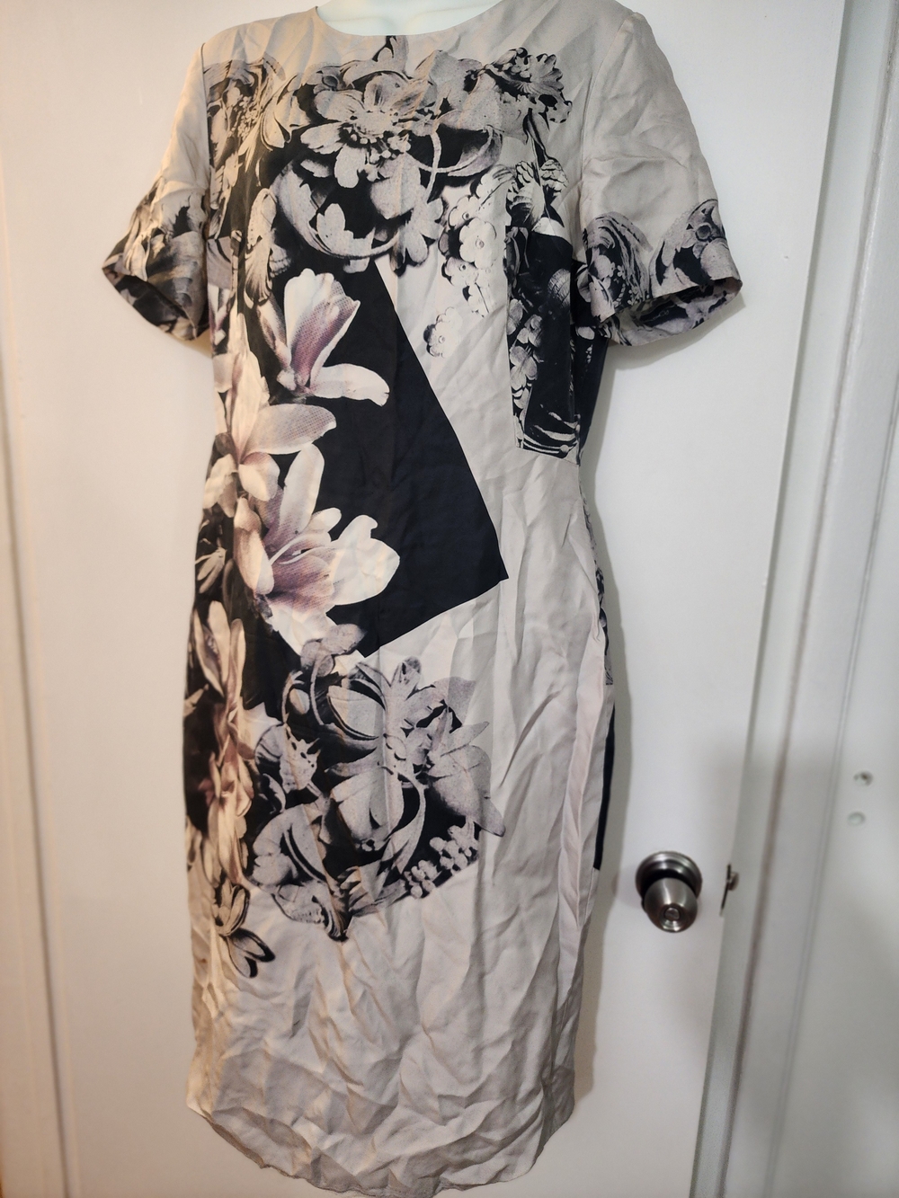 Paul Smith Black & Cream Floral Short Sleeve Dress